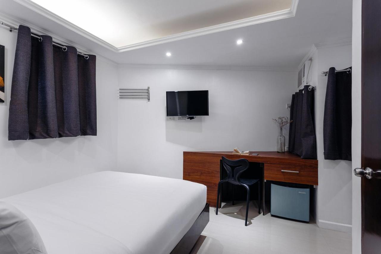 Nest Nano Suites Poblacion - Makati Makati City Exterior photo